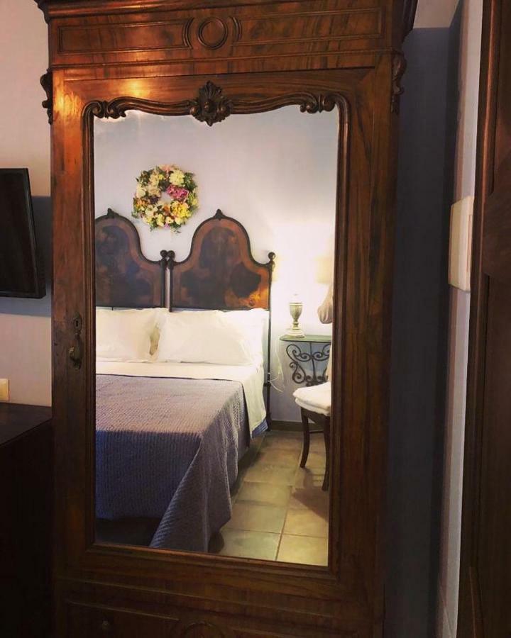 Le Stanze Del Borgo Ξενοδοχείο Νετούνο Εξωτερικό φωτογραφία